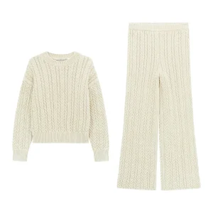 GUESS kids Кремав комплект за момиче: пуловер и панталон - Снимка 1